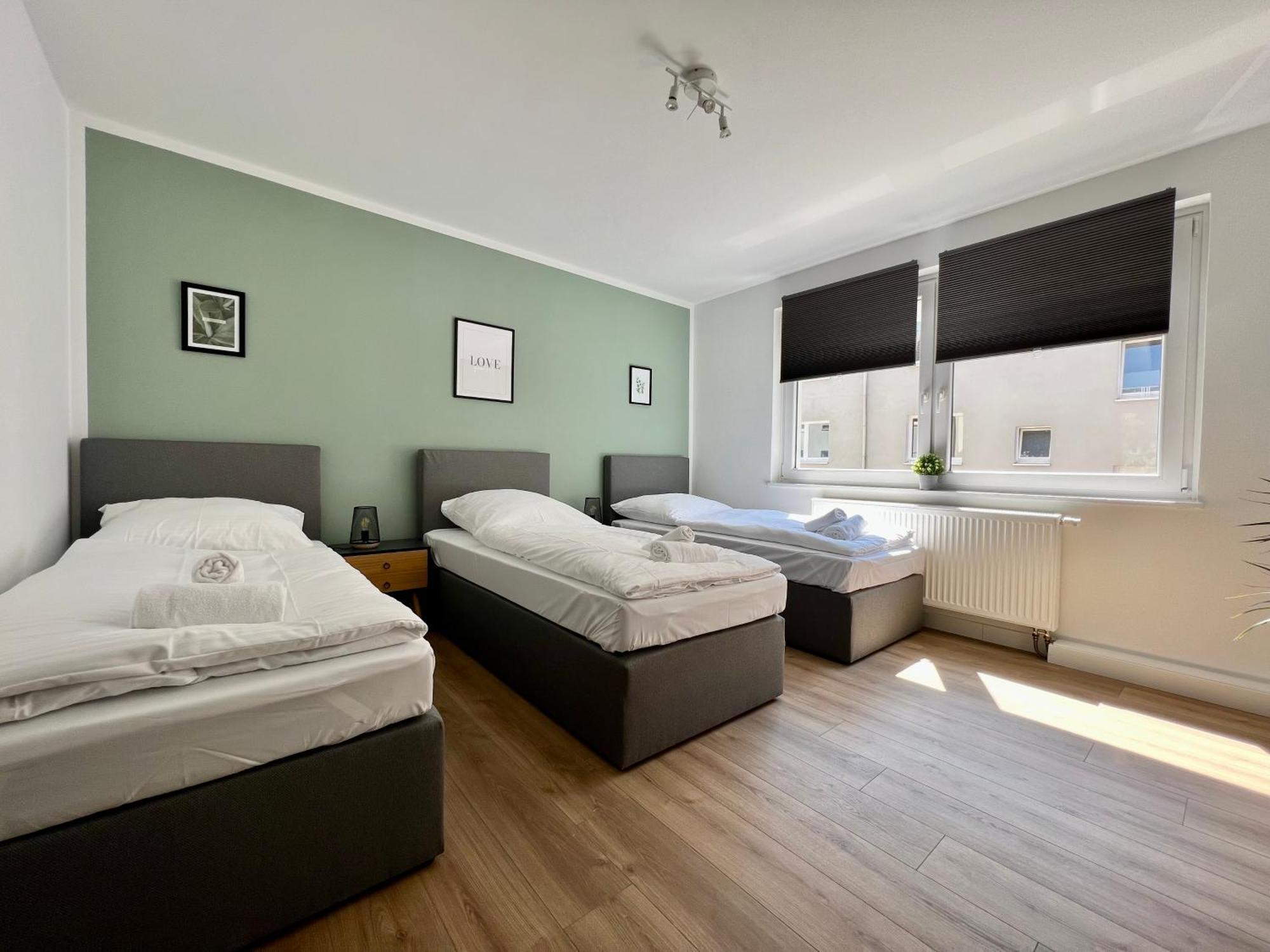 Sali - Remscheid - Apartmenthaus ภายนอก รูปภาพ